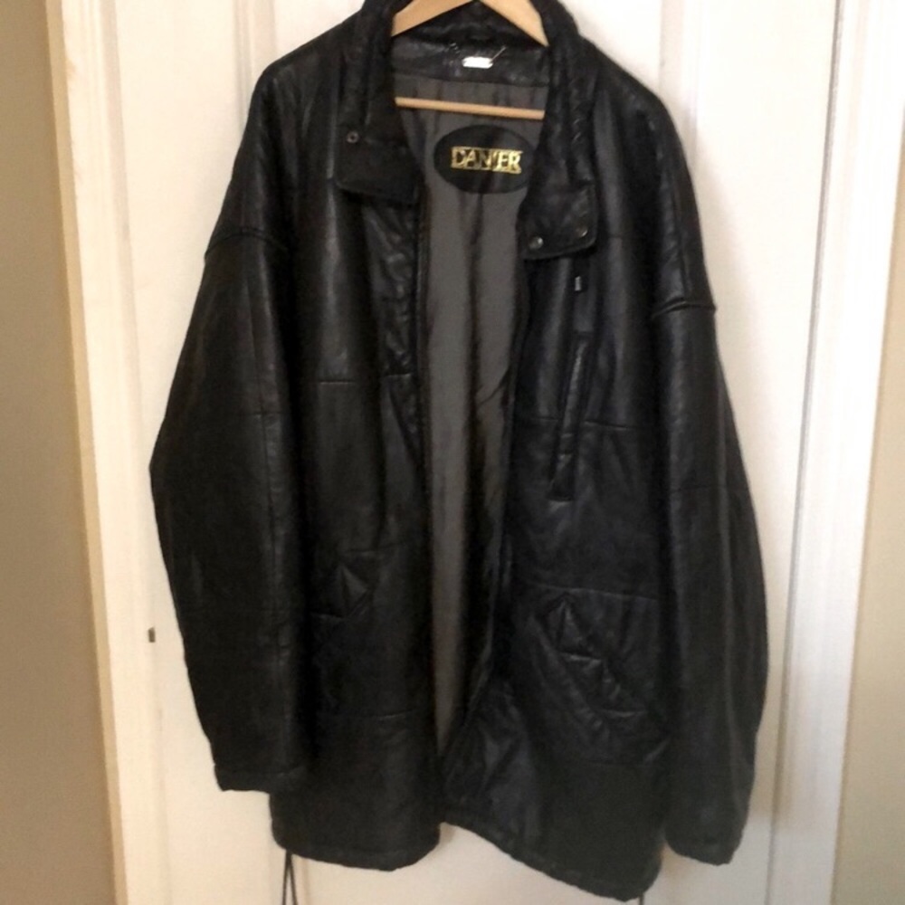 ♟Vintage Danier leather puffer jacket